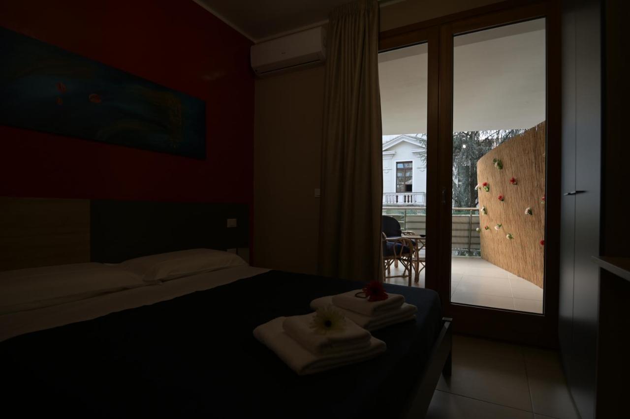 Clc Home B&B Cosenza Ngoại thất bức ảnh